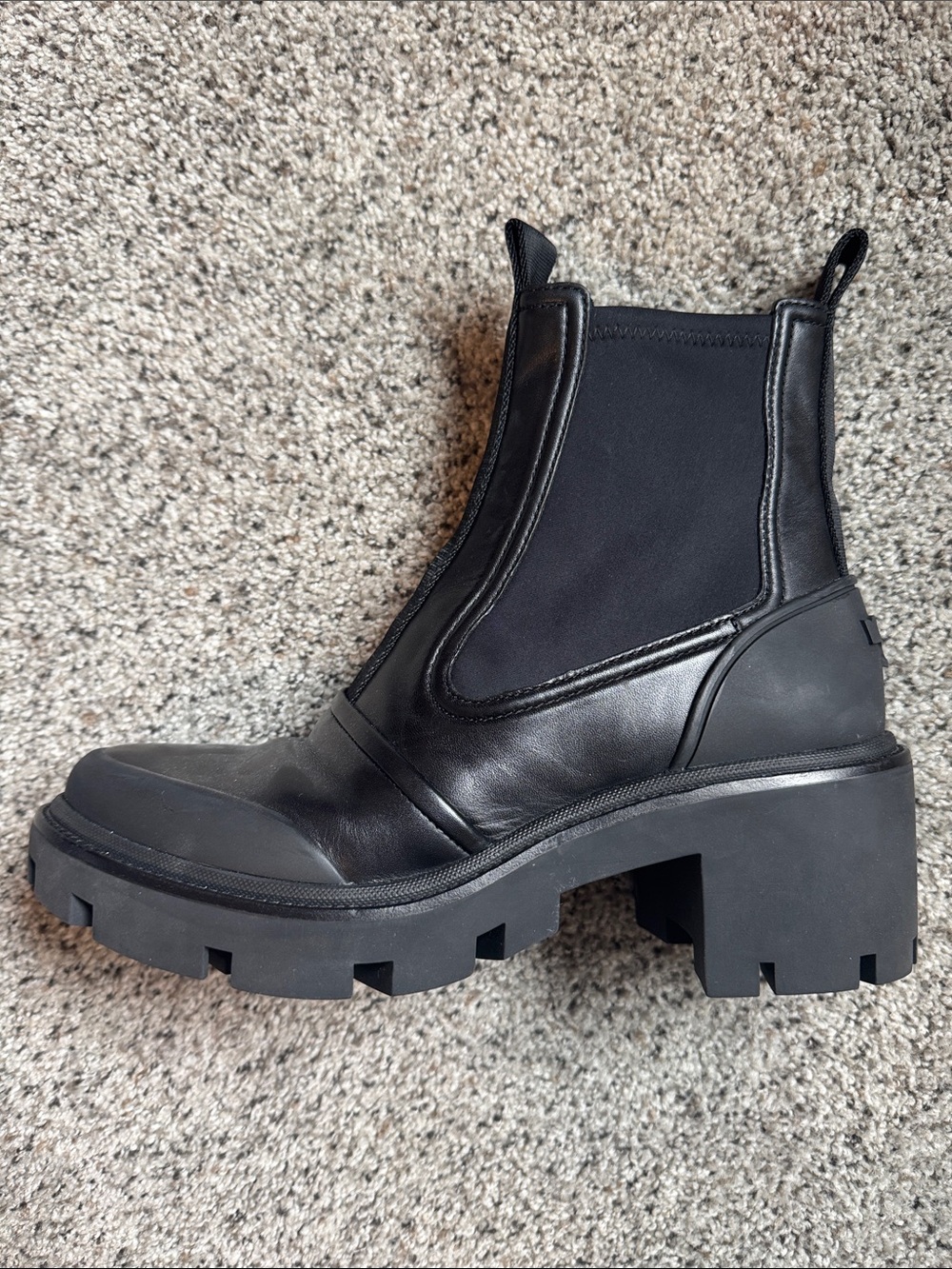 Tory Burch Chelsea Lug Sole Boot size 10